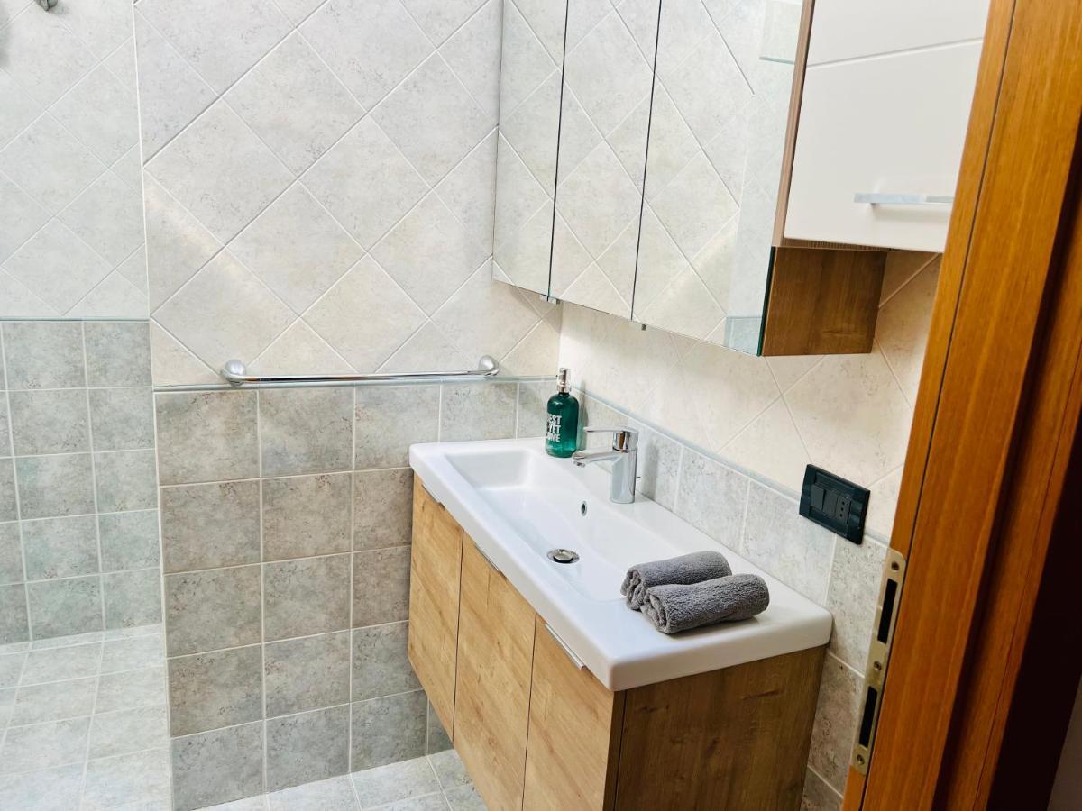 Suite And Pool Castion Veronese Extérieur photo