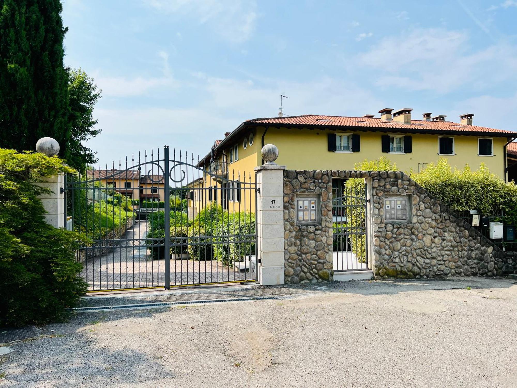 Suite And Pool Castion Veronese Extérieur photo